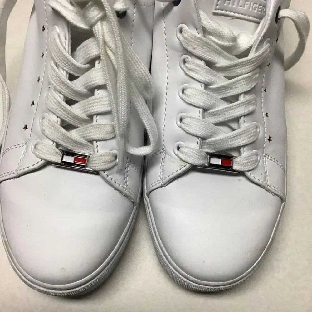 Tommy Hilfiger stylish white